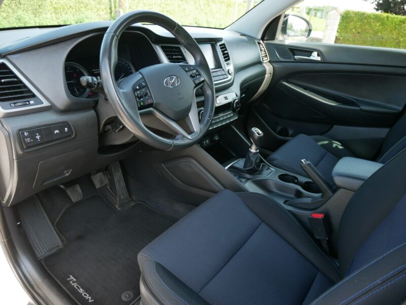 Hyundai Tucson 1.7 CRDI 115KM Eu6 -Panorama -Navi -Grzane fotele -Bardzo zadbany III (2015-2020)