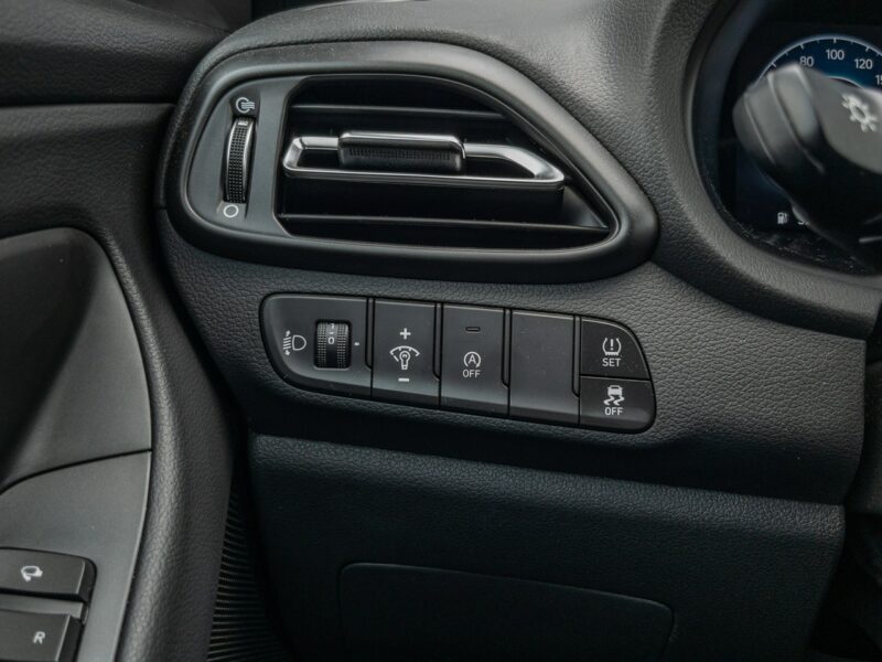Hyundai i30 1.5 T-GDI (140 KM) Smart + Tech Gwarancja 2029! od Dealera FV VAT-23% III (2017-)