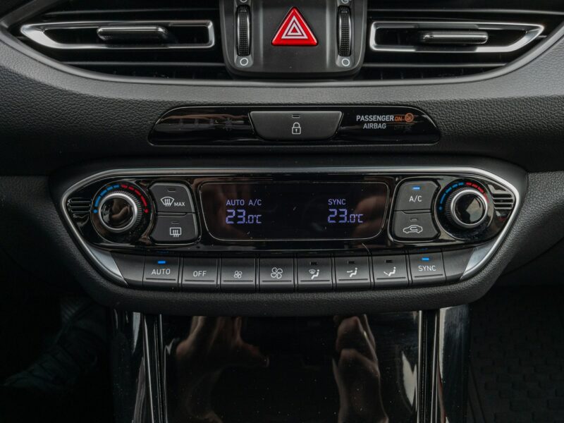 Hyundai i30 1.5 T-GDI (140 KM) Smart + Tech Gwarancja 2029! od Dealera FV VAT-23% III (2017-)