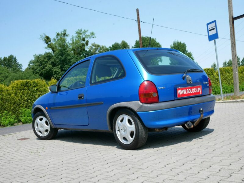 Opel Corsa 1.0 12V 54KM 3 Drzwi -Zobacz B (1993-2000)