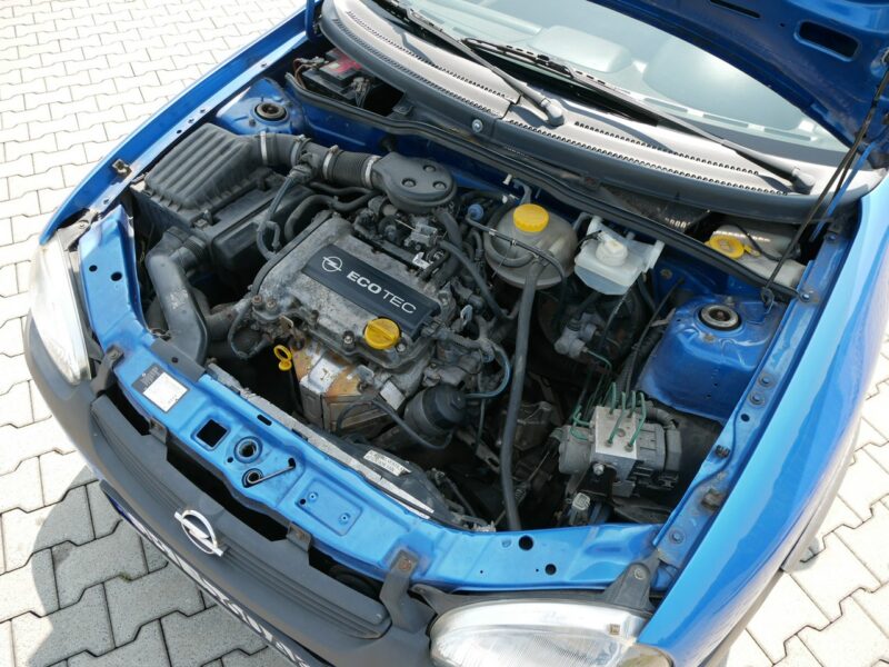 Opel Corsa 1.0 12V 54KM 3 Drzwi -Zobacz B (1993-2000)