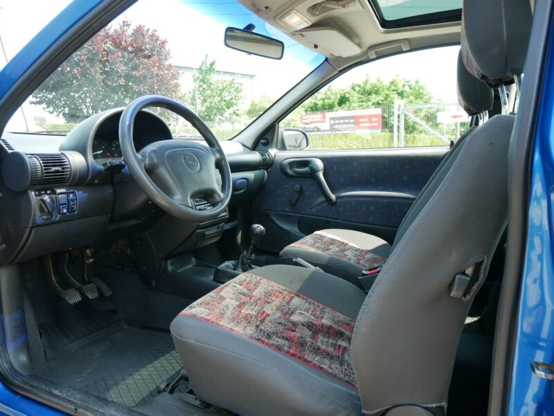 Opel Corsa 1.0 12V 54KM 3 Drzwi -Zobacz B (1993-2000)