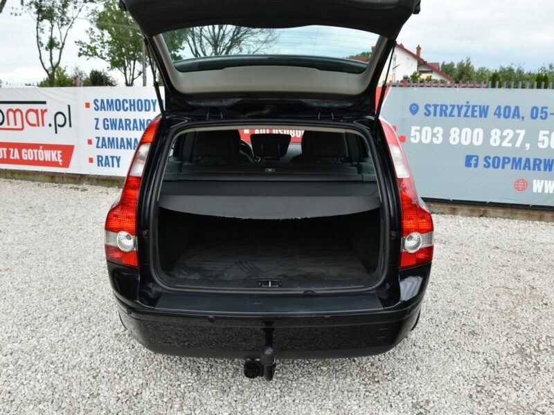 Volvo V50 2.4 BENZYNA 140KM Manual 2004r. Climatronic TEMPOMAR Alufelgi R 17" I (2004-2007)