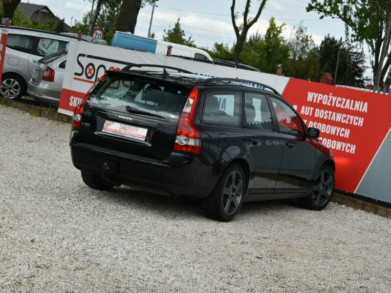 Volvo V50 2.4 BENZYNA 140KM Manual 2004r. Climatronic TEMPOMAR Alufelgi R 17" I (2004-2007)