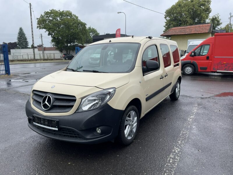 Mercedes Citan Mercedes Citan dla Niepełnosprawnych rampa inwalida Model 2018