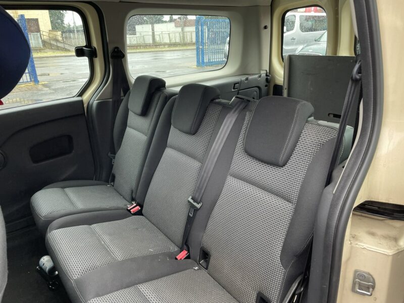 Mercedes Citan Mercedes Citan dla Niepełnosprawnych rampa inwalida Model 2018