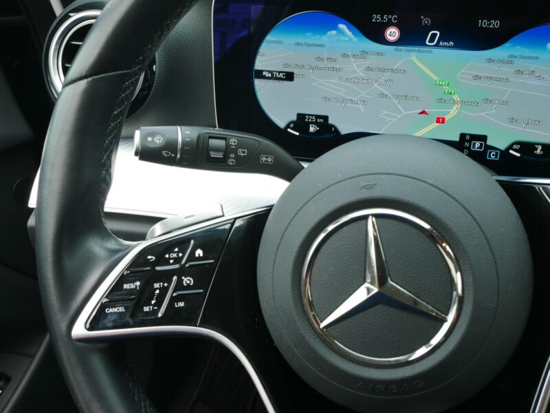 Mercedes E 220 2.0 E220d 194KM Avantgarde All-Terrain 4Matic 4x4 - Serwis ASO kombi W213 (2016-)