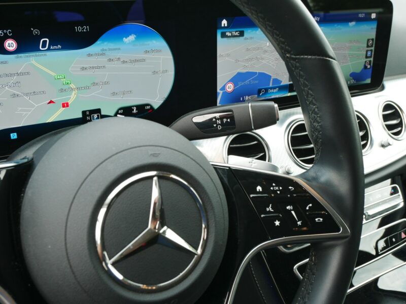 Mercedes E 220 2.0 E220d 194KM Avantgarde All-Terrain 4Matic 4x4 - Serwis ASO kombi W213 (2016-)