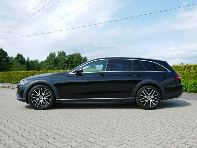 Mercedes E 220 2.0 E220d 194KM Avantgarde All-Terrain 4Matic 4x4 - Serwis ASO kombi W213 (2016-)
