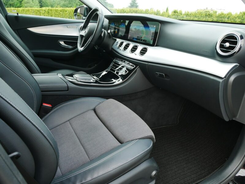 Mercedes E 220 2.0 E220d 194KM Avantgarde All-Terrain 4Matic 4x4 - Serwis ASO kombi W213 (2016-)