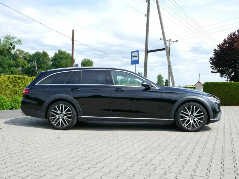 Mercedes E 220 2.0 E220d 194KM Avantgarde All-Terrain 4Matic 4x4 - Serwis ASO kombi W213 (2016-)