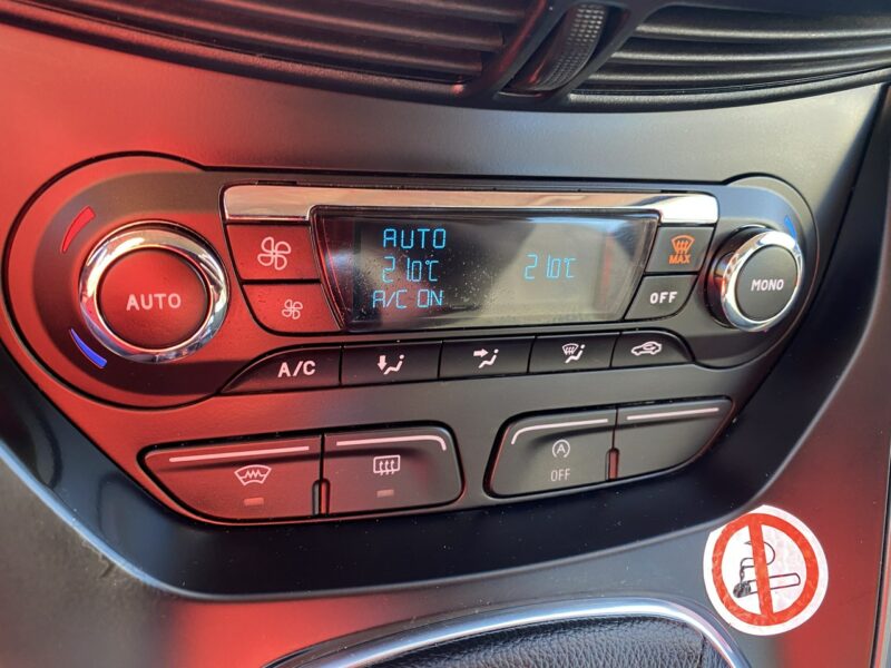 Ford C-Max Titanium,przebieg gwarantow, oryginalny lakier,hak, isofix,klimatronik II (2010-)