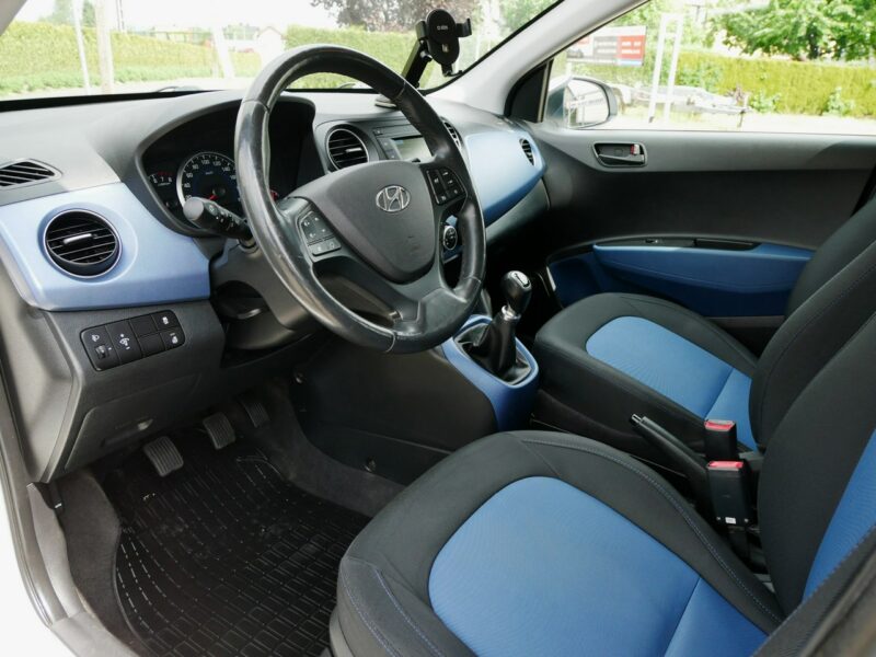 Hyundai i10 1.0 MPI 66KM -Klima +Grzane fotele i kier -Bardzo zadbany +Opony zima II (2013-)