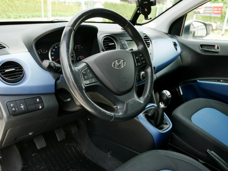 Hyundai i10 1.0 MPI 66KM -Klima +Grzane fotele i kier -Bardzo zadbany +Opony zima II (2013-)