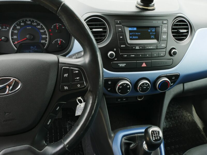 Hyundai i10 1.0 MPI 66KM -Klima +Grzane fotele i kier -Bardzo zadbany +Opony zima II (2013-)