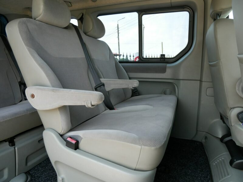 Opel Vivaro 2.5 CDTI 135KM Tour -7 Osób -VAT 23% Brutto -Bardzo zadbany -Zobacz I (2001-2014)
