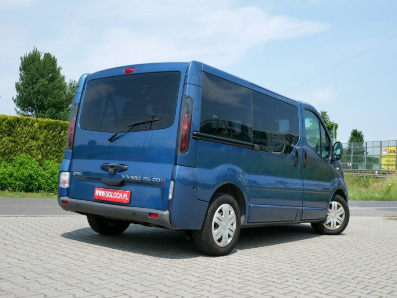 Opel Vivaro 2.5 CDTI 135KM Tour -7 Osób -VAT 23% Brutto -Bardzo zadbany -Zobacz I (2001-2014)