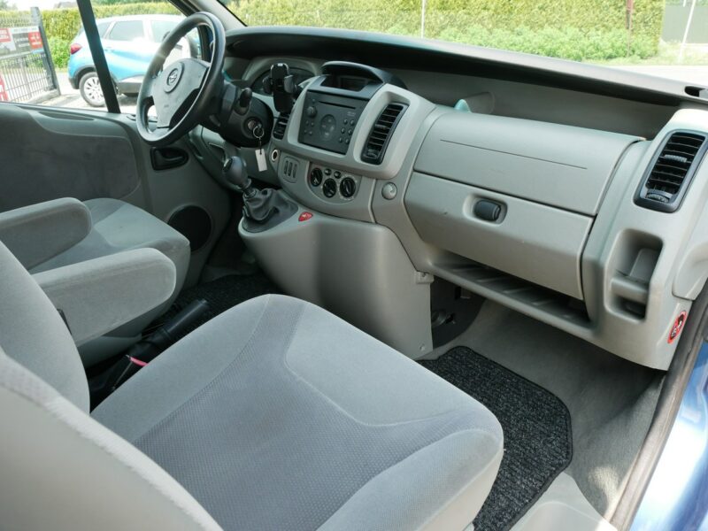 Opel Vivaro 2.5 CDTI 135KM Tour -7 Osób -VAT 23% Brutto -Bardzo zadbany -Zobacz I (2001-2014)