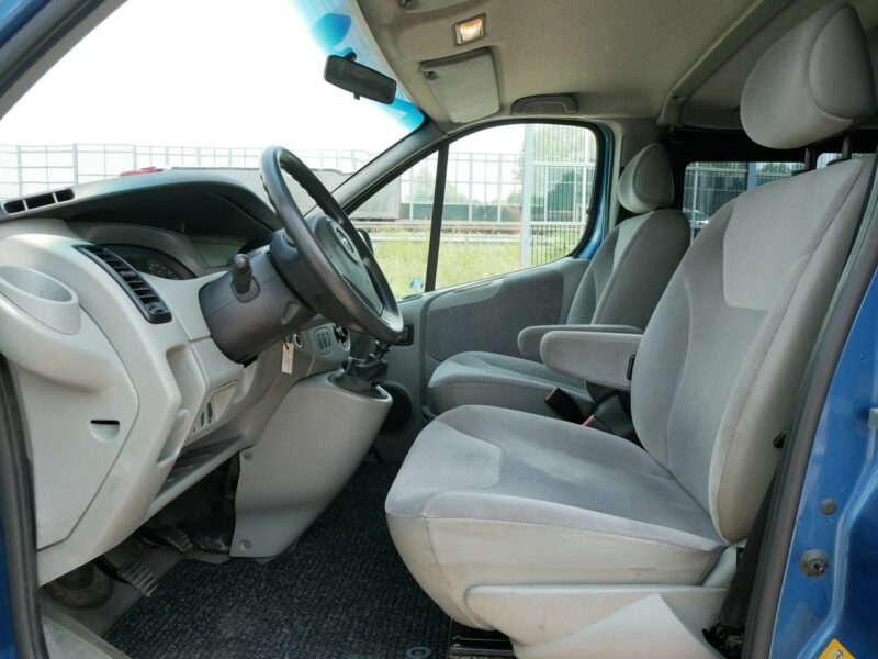 Opel Vivaro 2.5 CDTI 135KM Tour -7 Osób -VAT 23% Brutto -Bardzo zadbany -Zobacz I (2001-2014)