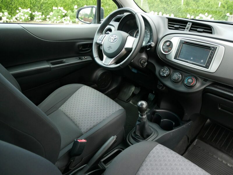 Toyota Yaris 1.4 D-4D 90KM [Eu5] 1 właściciel od 7 lat - Klima + Opony Zima III (2011-2019)