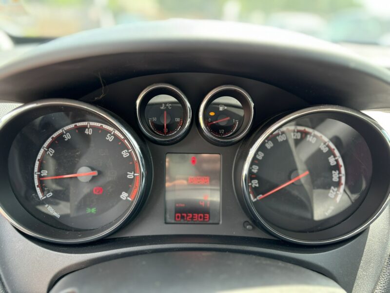 Opel Meriva Gwarancja, Klima, Podgrzewane Fotele, Niski Przebieg II (2010-)