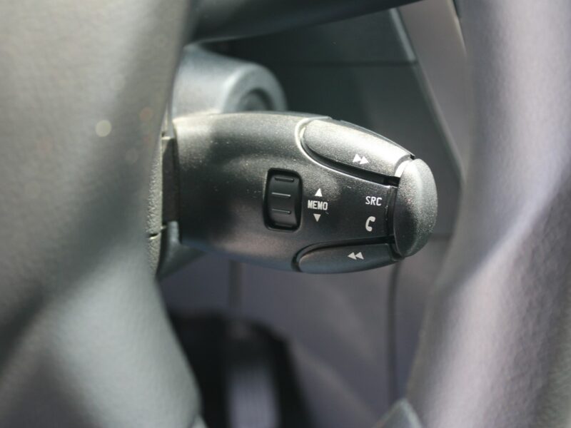 Peugeot 301 BlueHDi 100KM S&S Active Gwarancja