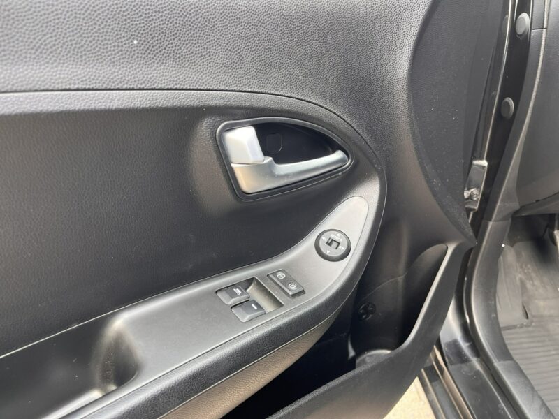 Kia Picanto 1.0 Klima Grzane Fotele El szyby Bez Rdzy Ks Serw Stan BDB Bezwypa II (2011-)