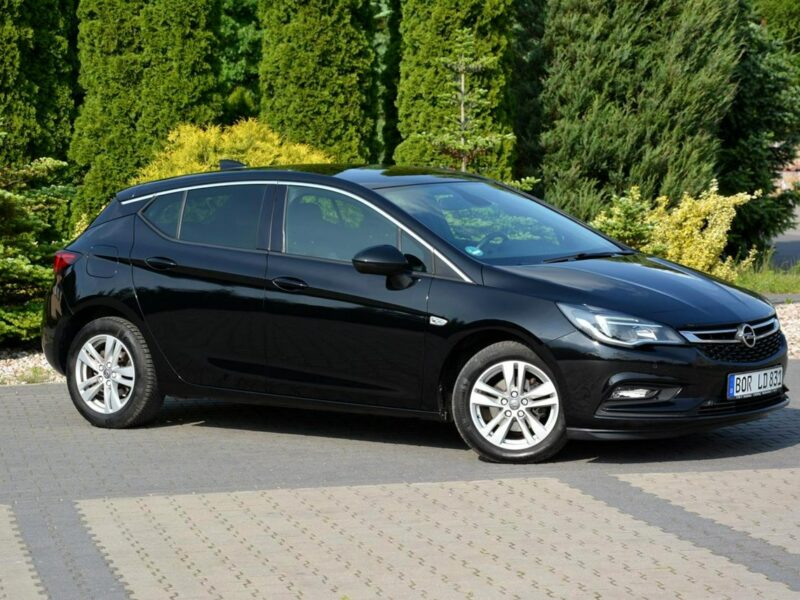 Opel Astra Ledy Duża Navi Grzana kierow 2xParktr. Grz. Kierownica Ideał z Niemiec K (2015-2021)