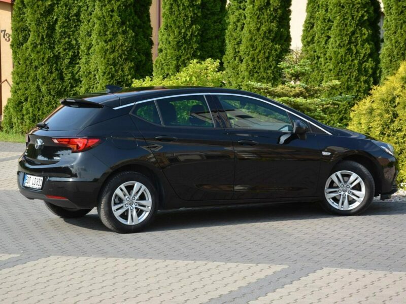 Opel Astra Ledy Duża Navi Grzana kierow 2xParktr. Grz. Kierownica Ideał z Niemiec K (2015-2021)