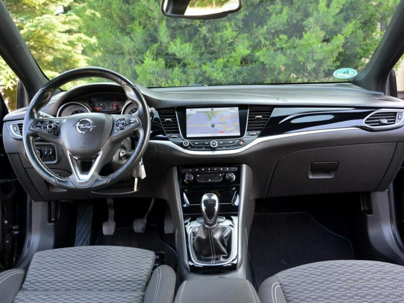 Opel Astra Ledy Duża Navi Grzana kierow 2xParktr. Grz. Kierownica Ideał z Niemiec K (2015-2021)