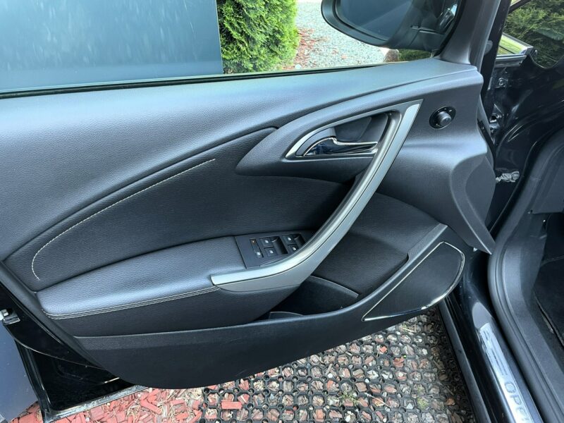 Opel Astra LED, Klimatyzacja, Nawigacja, Tempomat, Bluetooth, Czujniki Parkowania J (2009-2019)