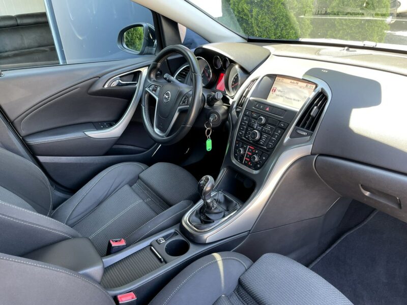 Opel Astra LED, Klimatyzacja, Nawigacja, Tempomat, Bluetooth, Czujniki Parkowania J (2009-2019)