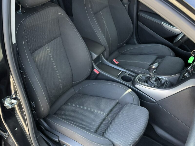 Opel Astra LED, Klimatyzacja, Nawigacja, Tempomat, Bluetooth, Czujniki Parkowania J (2009-2019)