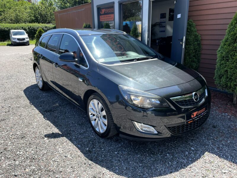Opel Astra LED, Klimatyzacja, Nawigacja, Tempomat, Bluetooth, Czujniki Parkowania J (2009-2019)