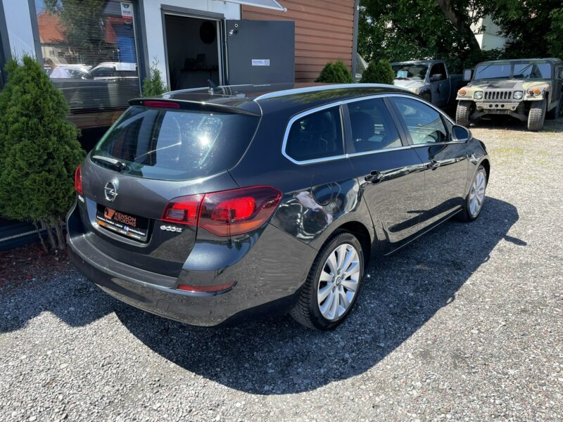 Opel Astra LED, Klimatyzacja, Nawigacja, Tempomat, Bluetooth, Czujniki Parkowania J (2009-2019)