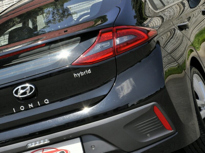 Hyundai IONIQ 1,6i 105KM Hybryda/Navi/Kamera/LEDy/Serwis/Nowe opony/Automat