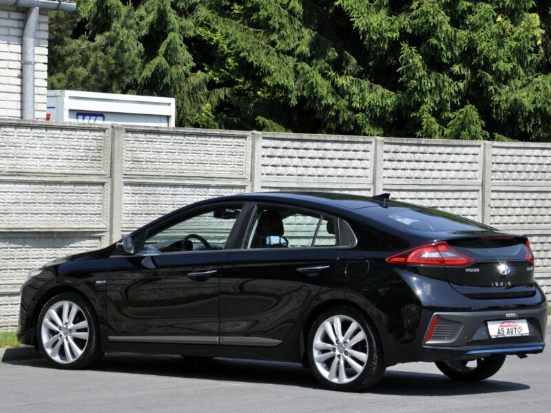 Hyundai IONIQ 1,6i 105KM Hybryda/Navi/Kamera/LEDy/Serwis/Nowe opony/Automat