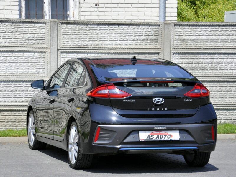 Hyundai IONIQ 1,6i 105KM Hybryda/Navi/Kamera/LEDy/Serwis/Nowe opony/Automat