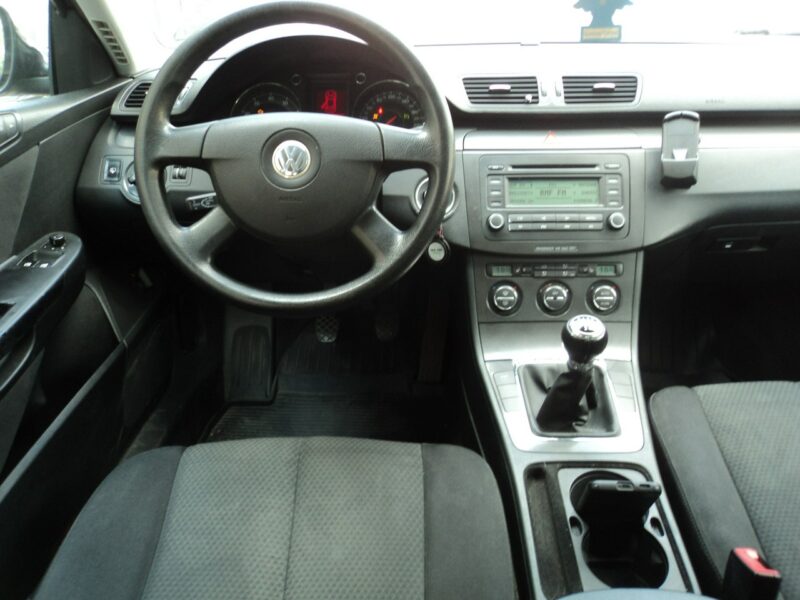 Volkswagen Passat B5 FL (2000-2005)