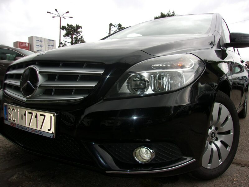 Mercedes B 180 Klimatyzacja, Niski przebieg, Bezwypadkowy, Nawigacja, PDC 2x W246 (2011-)