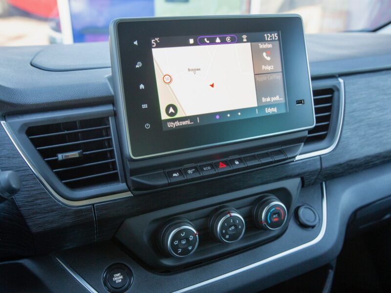 Renault Trafic 8-OSÓB DŁUGI L2H1 | bogate wyposażenie III (2014-)