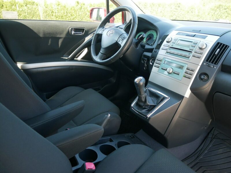 Toyota Corolla Verso 1.8 VVT-i 130KM -Krajowy -1 Właściciel -Serw ASO do końca +Koła zima III (2004-2009)