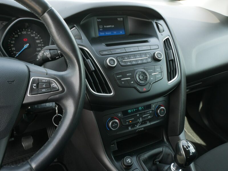 Ford Focus 1.0 E-Boost 125KM Kombi -2xKlimatr -Zobacz Mk3 (2010-2018)