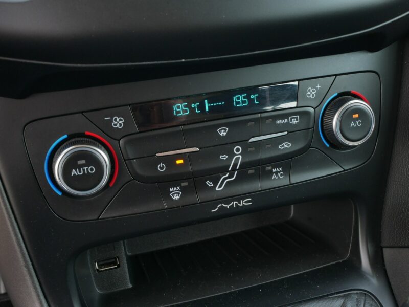 Ford Focus 1.0 E-Boost 125KM Kombi -2xKlimatr -Zobacz Mk3 (2010-2018)