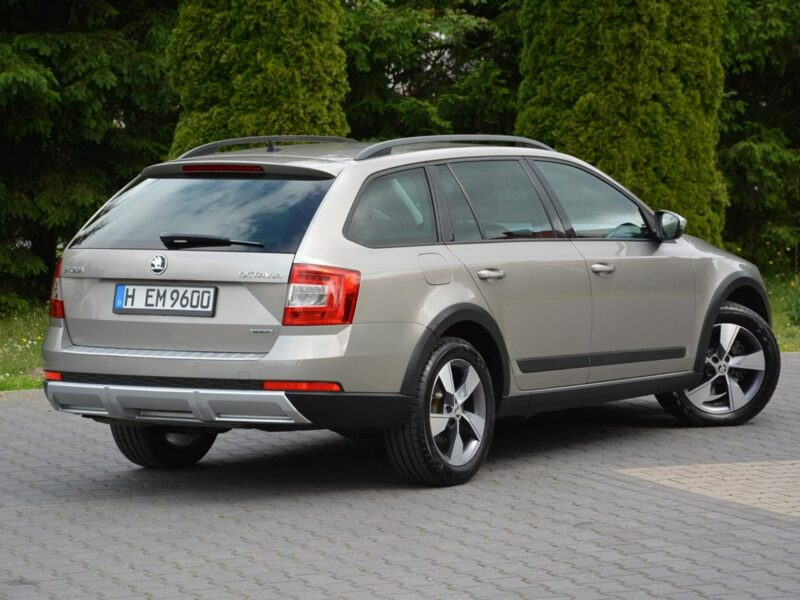 Škoda Octavia 2.0TDI(184M)Scout Duża Navi Kamera Bi-Xenon Ledy 2xParkt Aso III (2013-)