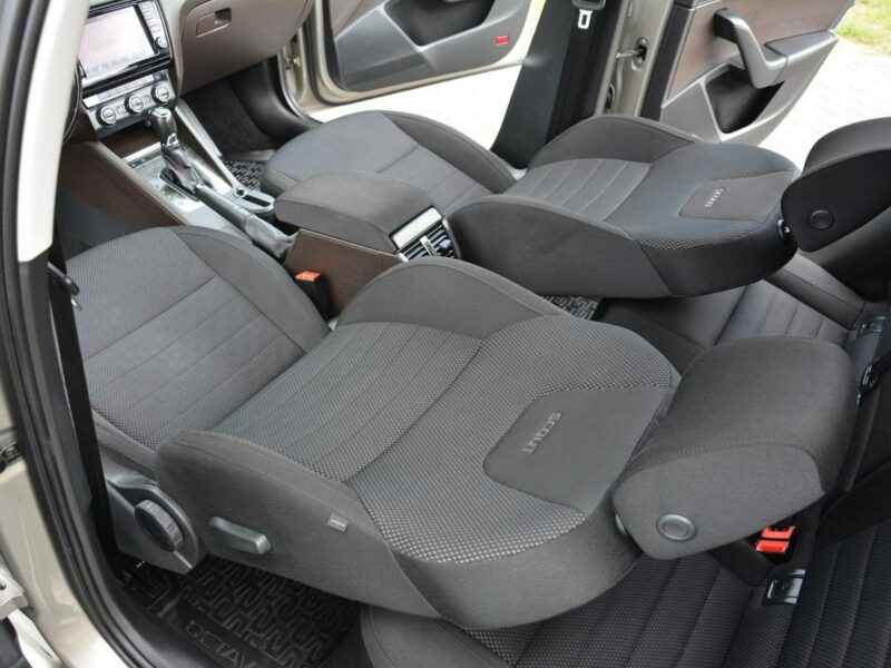 Škoda Octavia 2.0TDI(184M)Scout Duża Navi Kamera Bi-Xenon Ledy 2xParkt Aso III (2013-)