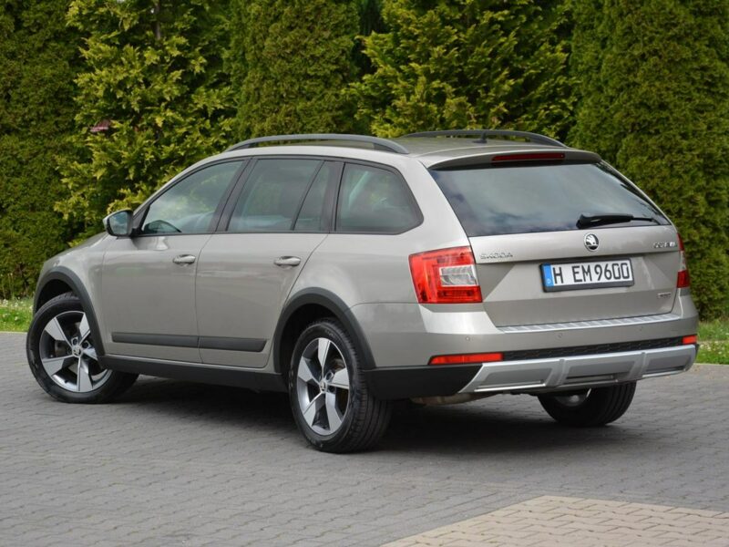 Škoda Octavia 2.0TDI(184M)Scout Duża Navi Kamera Bi-Xenon Ledy 2xParkt Aso III (2013-)