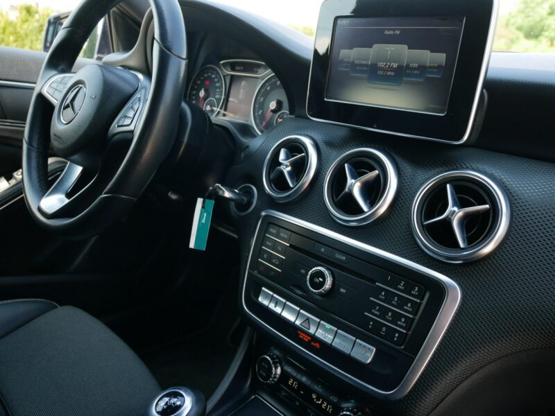 Mercedes A 180 1.6 122KM [Eu6] -Navi -Grzane fotele -Euro 6 -Zobacz W176 (2012-)