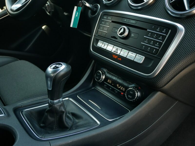 Mercedes A 180 1.6 122KM [Eu6] -Navi -Grzane fotele -Euro 6 -Zobacz W176 (2012-)