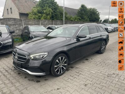 Mercedes E 300 E300DE Plug-In Kamera Podgrzewanie Skóra 306KM W213 (2016-)